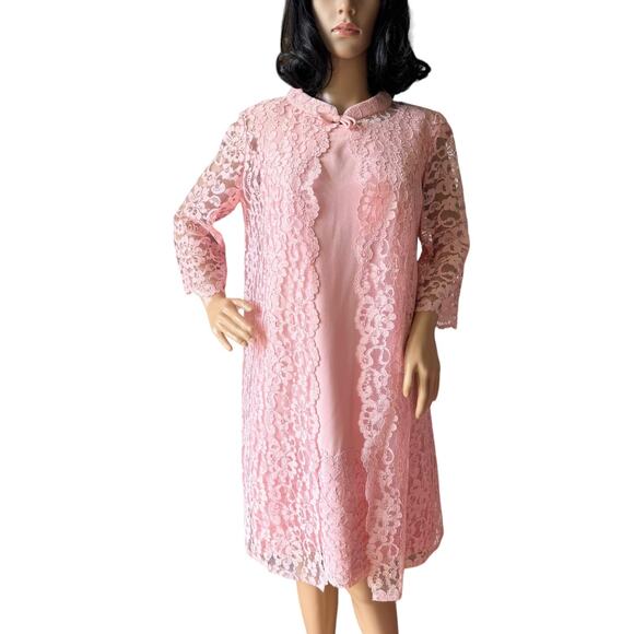 50-60's Vintage Pink dress with matching Lace coat Ladies dress size medium - Picture 9 of 17